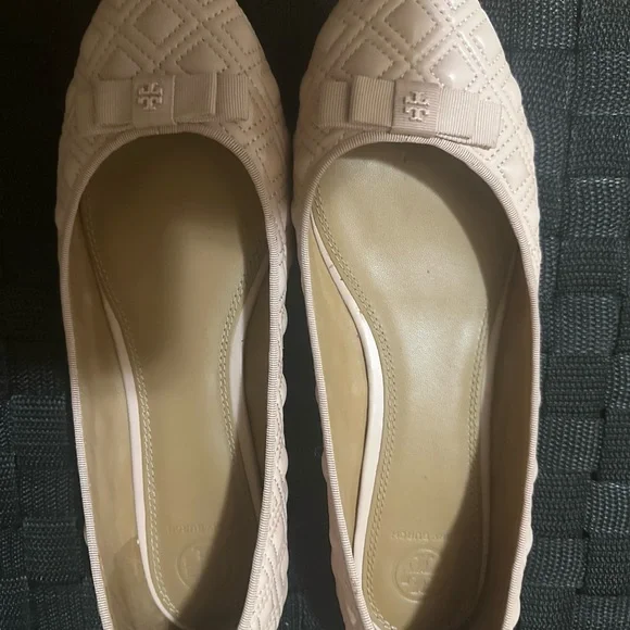 Tory Burch Women's Quilted Ballet Flats - Picture 2 of 4